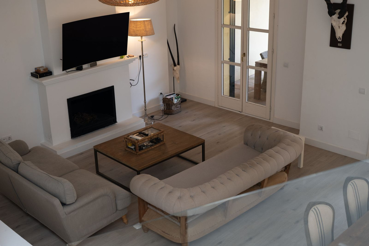 Huis te koop in Guadalmina Baja | 5 slaapkamers H5148274