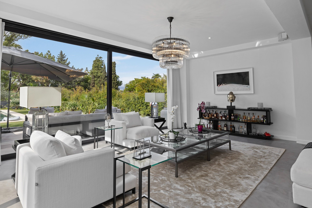 Huis te koop in Guadalmina Baja | 6 slaapkamers H5151001