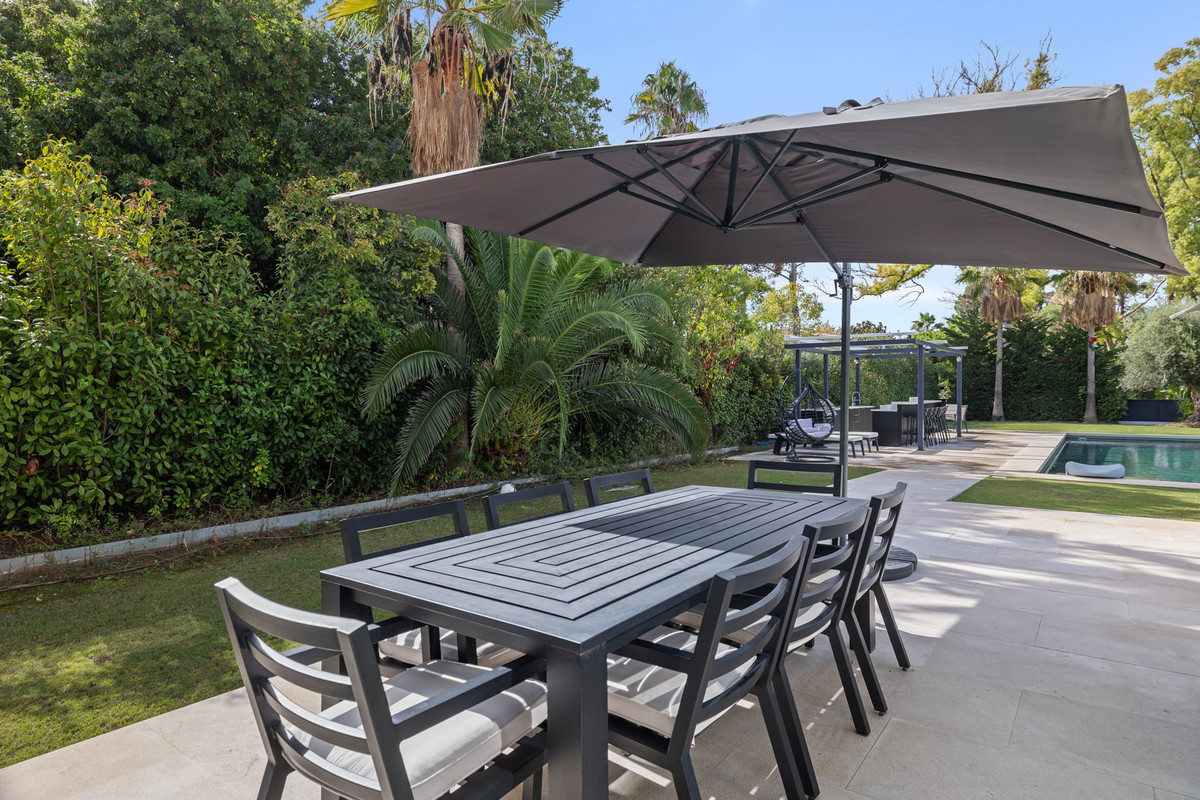 Huis te koop in Guadalmina Baja | 6 slaapkamers H5151001
