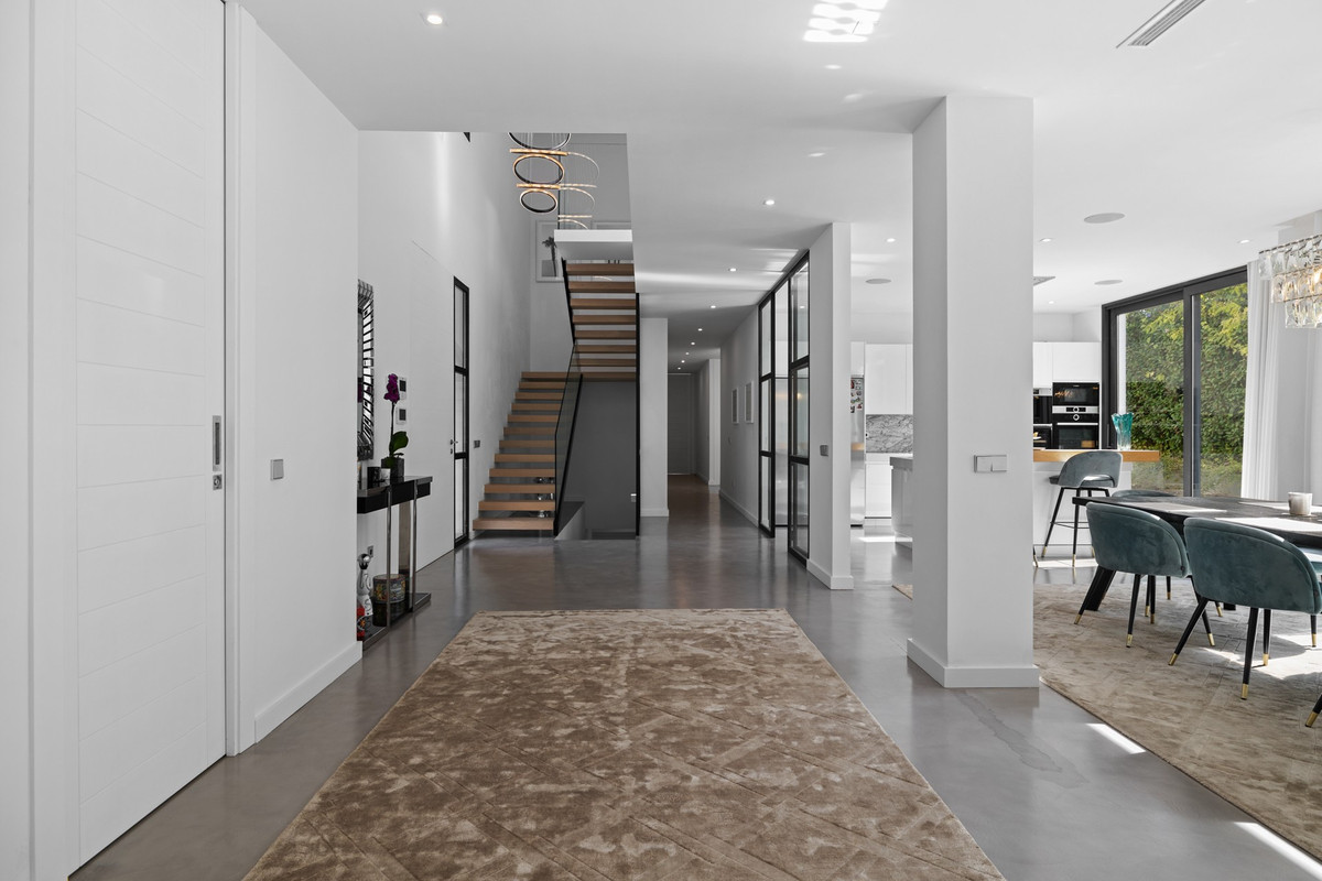 Huis te koop in Guadalmina Baja | 6 slaapkamers H5151001