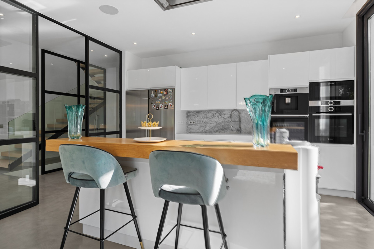 Huis te koop in Guadalmina Baja | 6 slaapkamers H5151001