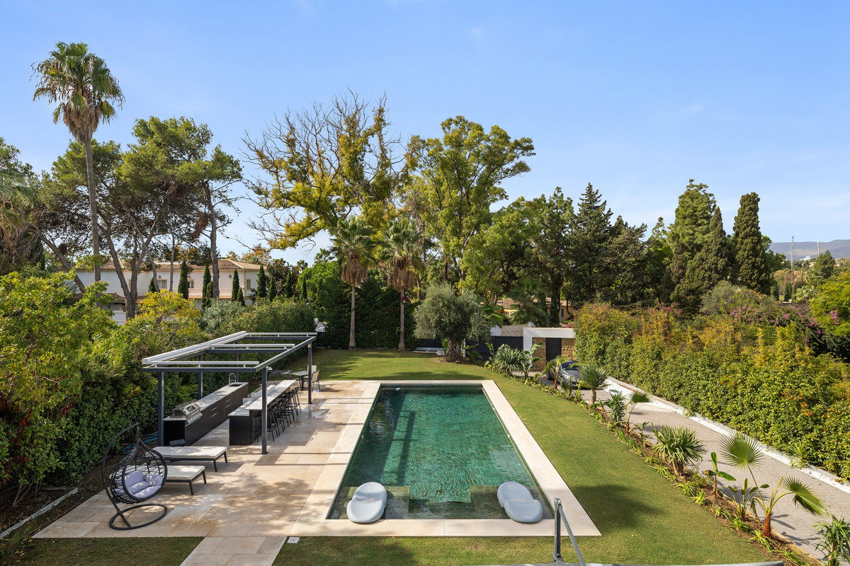 Huis te koop in Guadalmina Baja | 6 slaapkamers H5151001