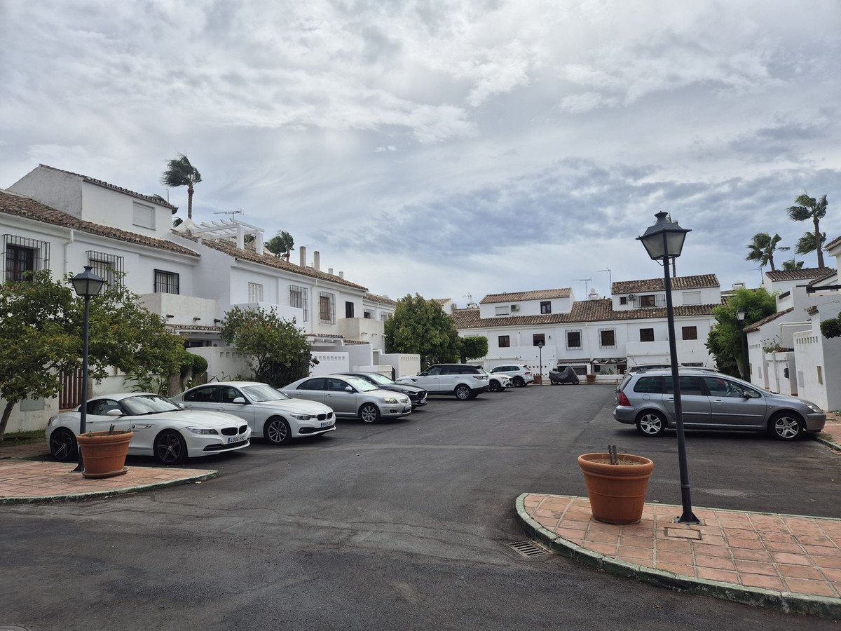 Huis te koop in Guadalmina Baja | 4 slaapkamers H5158777