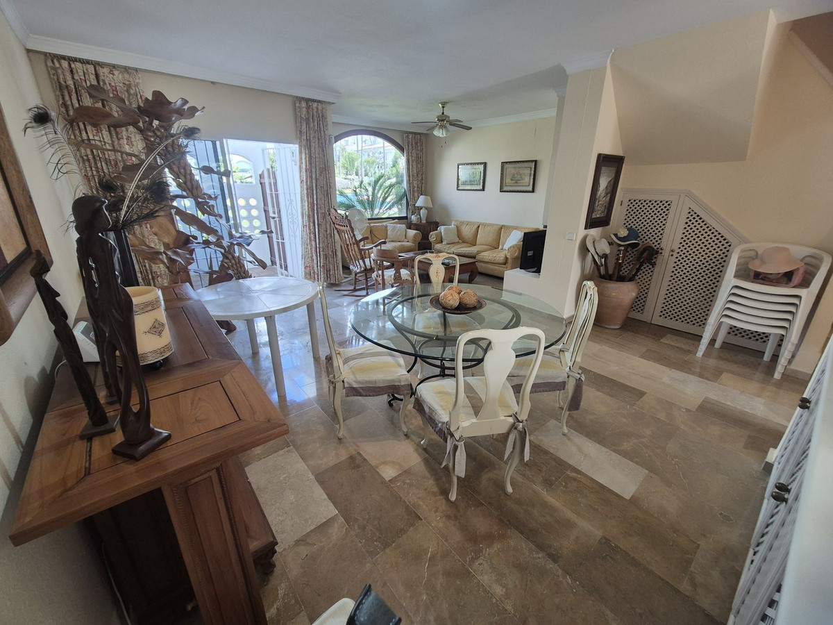 Huis te koop in Guadalmina Baja | 4 slaapkamers H5158777