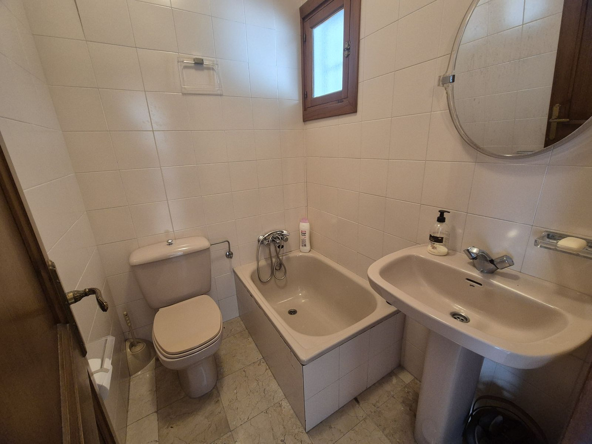 Huis te koop in Guadalmina Baja | 4 slaapkamers H5158777