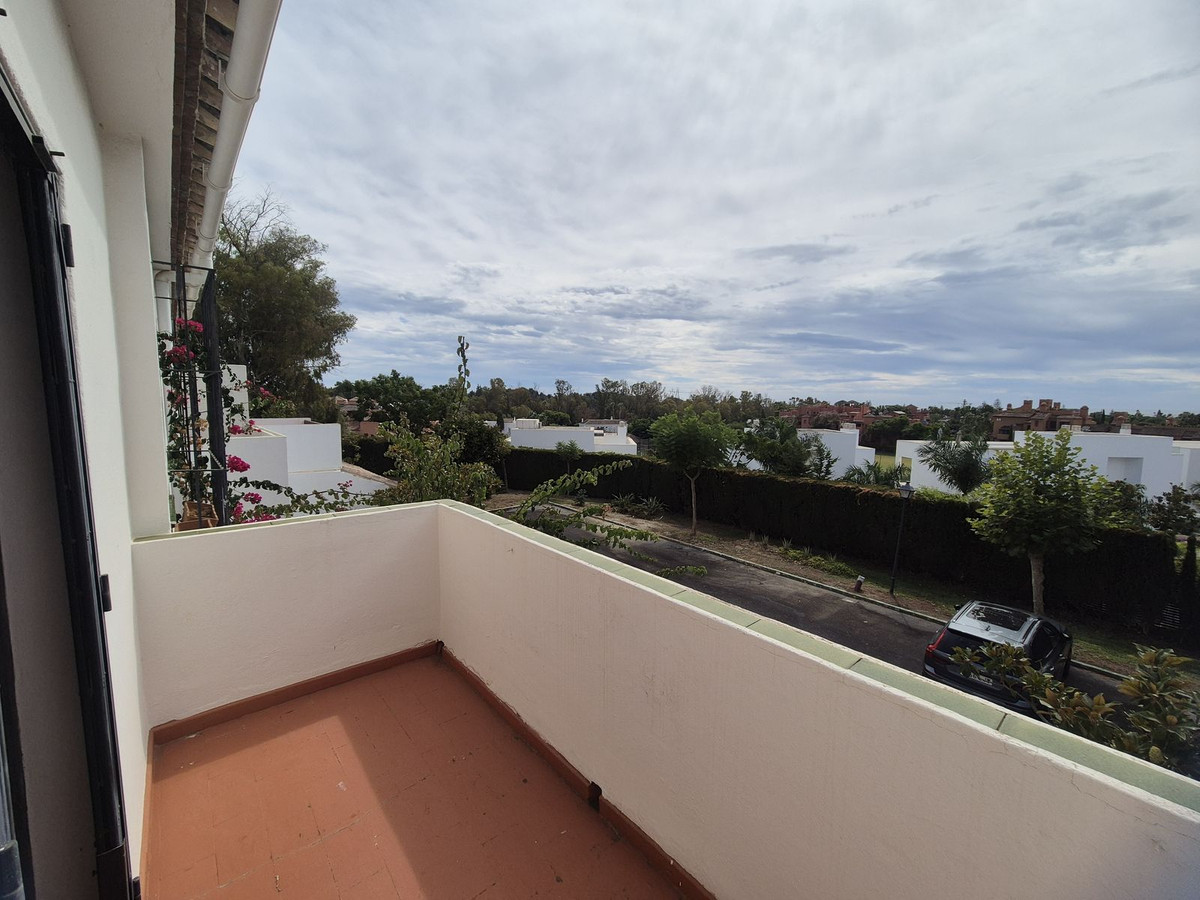 Huis te koop in Guadalmina Baja | 4 slaapkamers H5158777