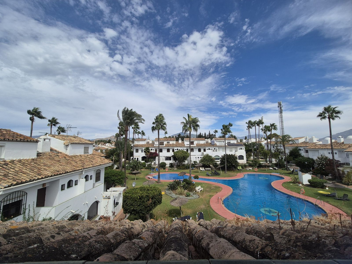 Huis te koop in Guadalmina Baja | 4 slaapkamers H5158777