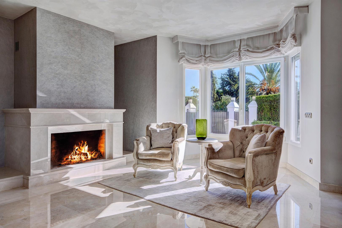 Huis te koop in Guadalmina Baja | 6 slaapkamers H5166772