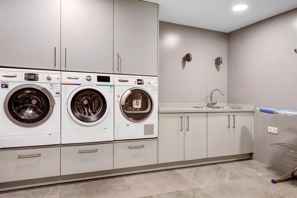 Huis te koop in Guadalmina Baja | 6 slaapkamers H5166772