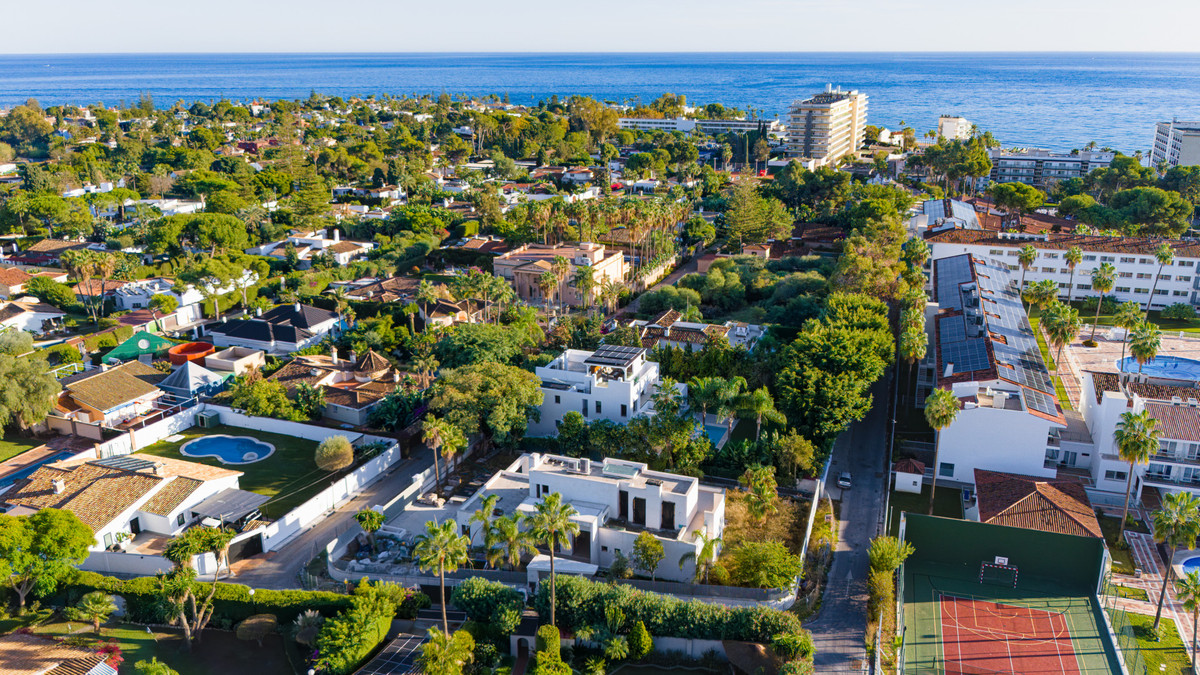 Huis te koop in Guadalmina Baja | 4 slaapkamers H5214583