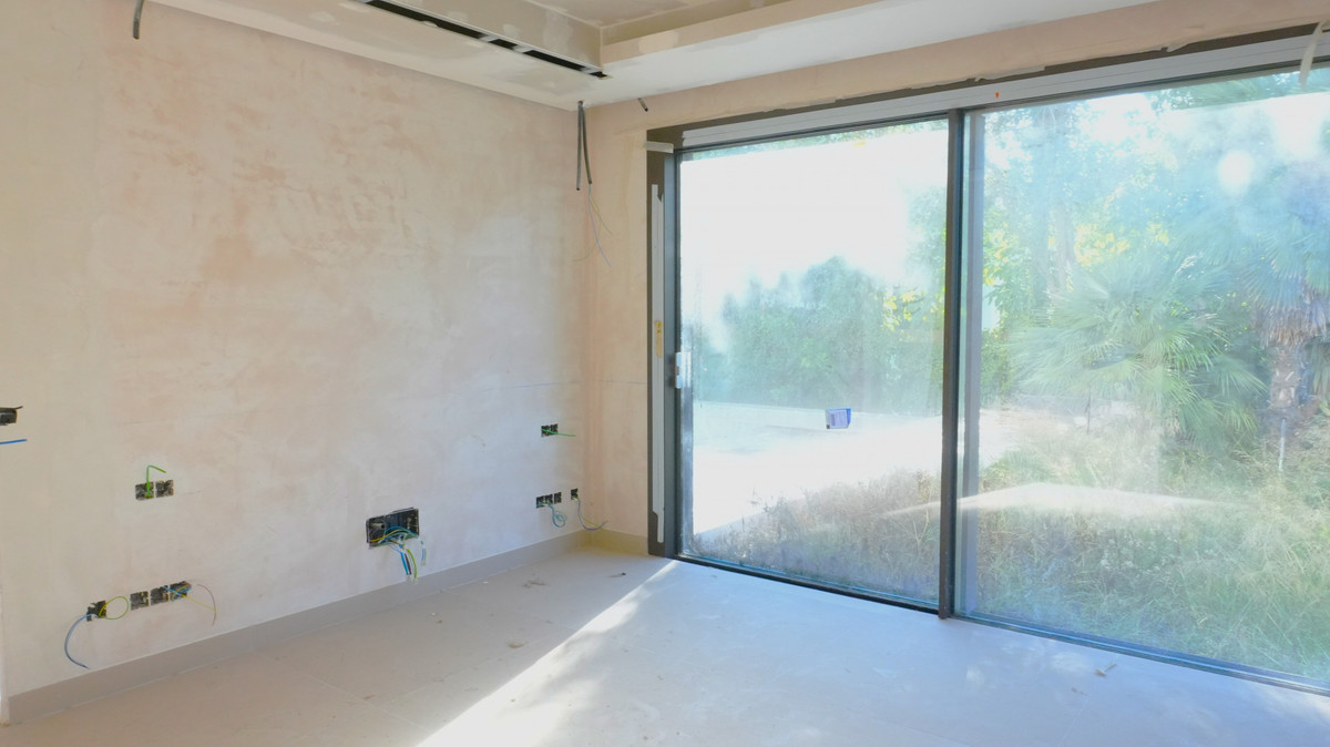 Huis te koop in Guadalmina Baja | 4 slaapkamers H5214583