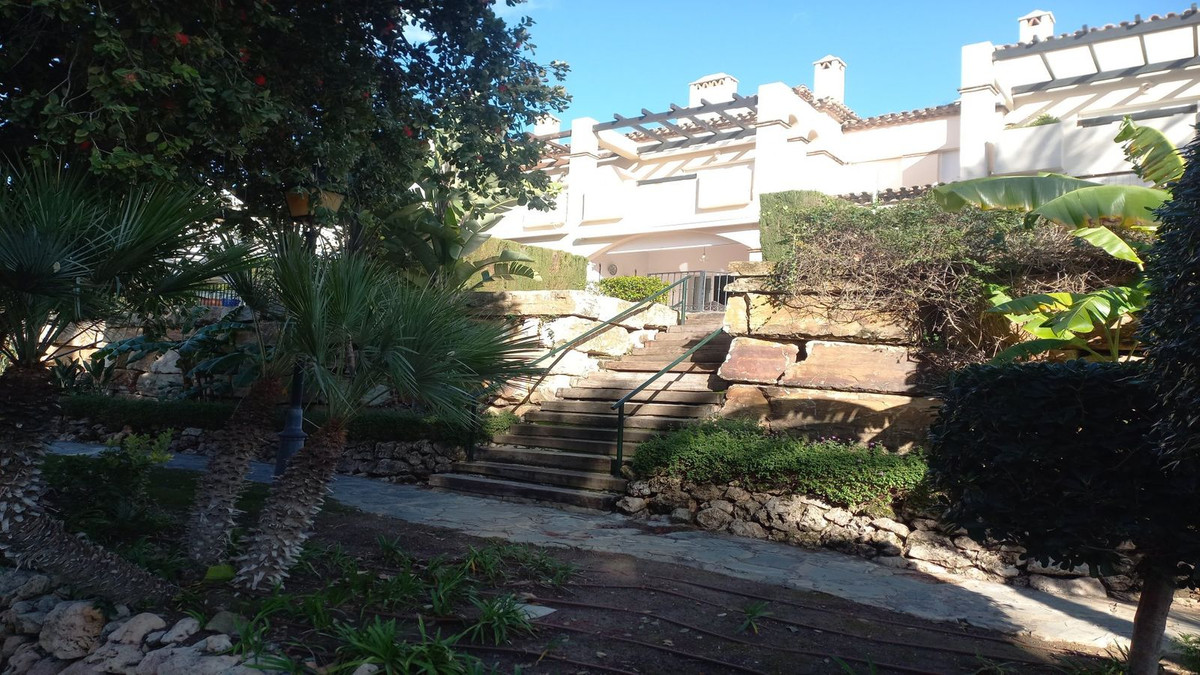 Huis te koop in Guadalmina Baja | 3 slaapkamers H5289574