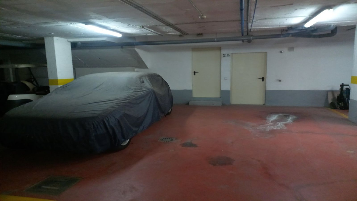 Huis te koop in Guadalmina Baja | 3 slaapkamers H5289574