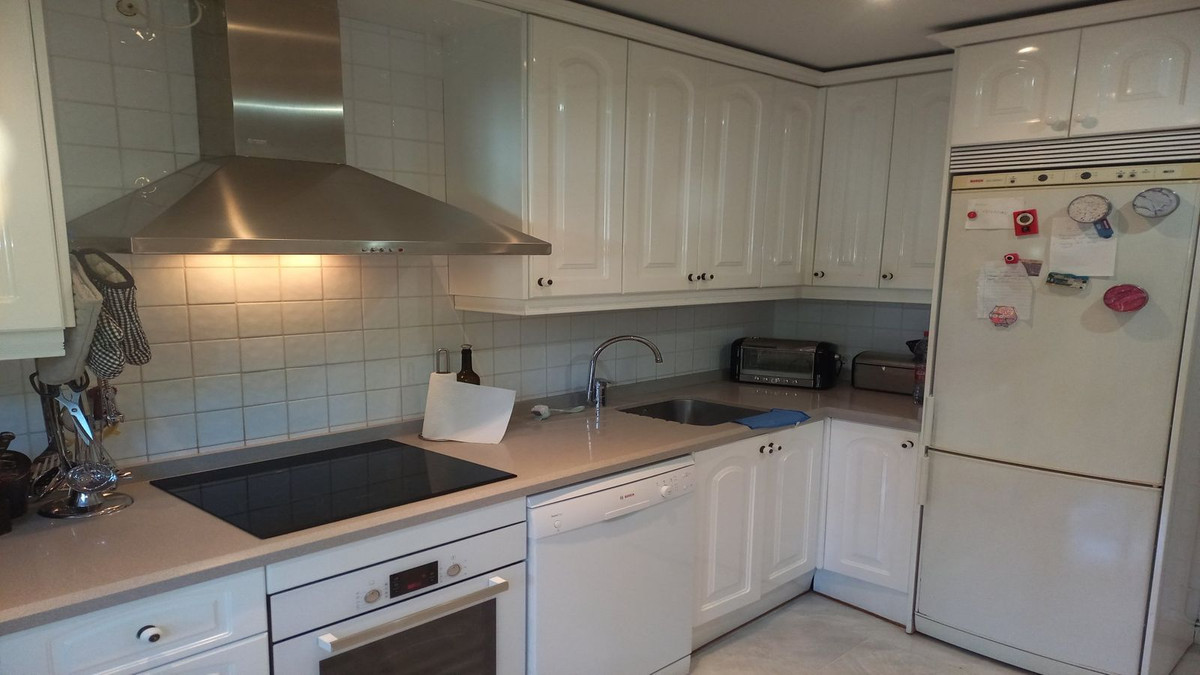 Huis te koop in Guadalmina Baja | 3 slaapkamers H5289574