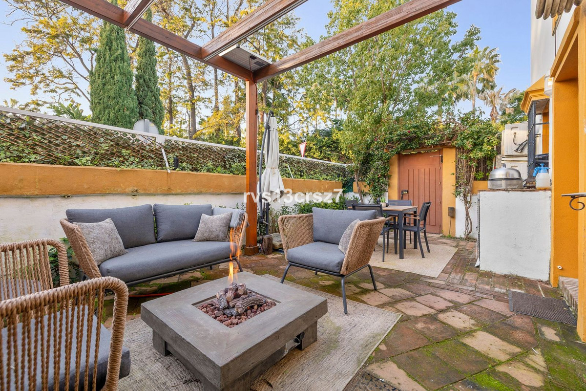 Huis te koop in Guadalmina Baja | 2 slaapkamers H5317993