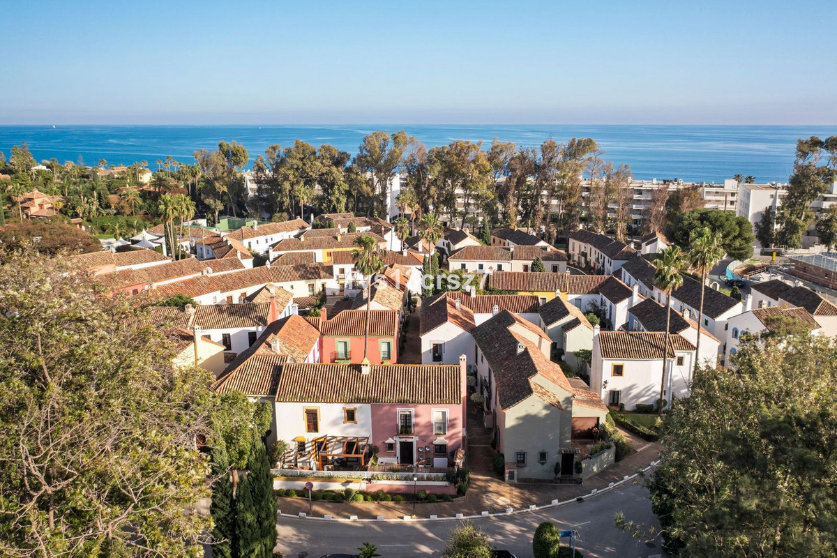 Huis te koop in Guadalmina Baja | 2 slaapkamers H5317993