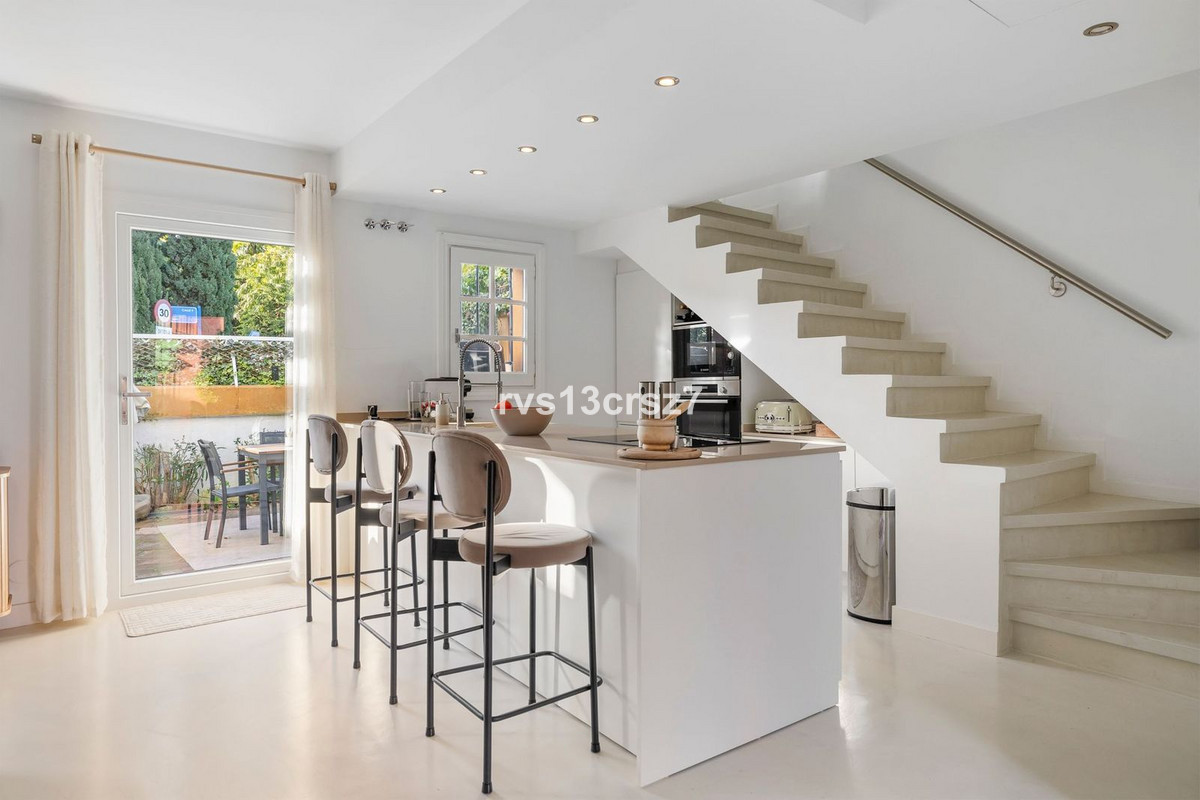 Huis te koop in Guadalmina Baja | 2 slaapkamers H5317993