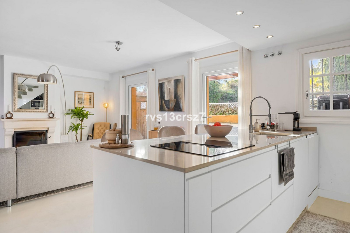 Huis te koop in Guadalmina Baja | 2 slaapkamers H5317993