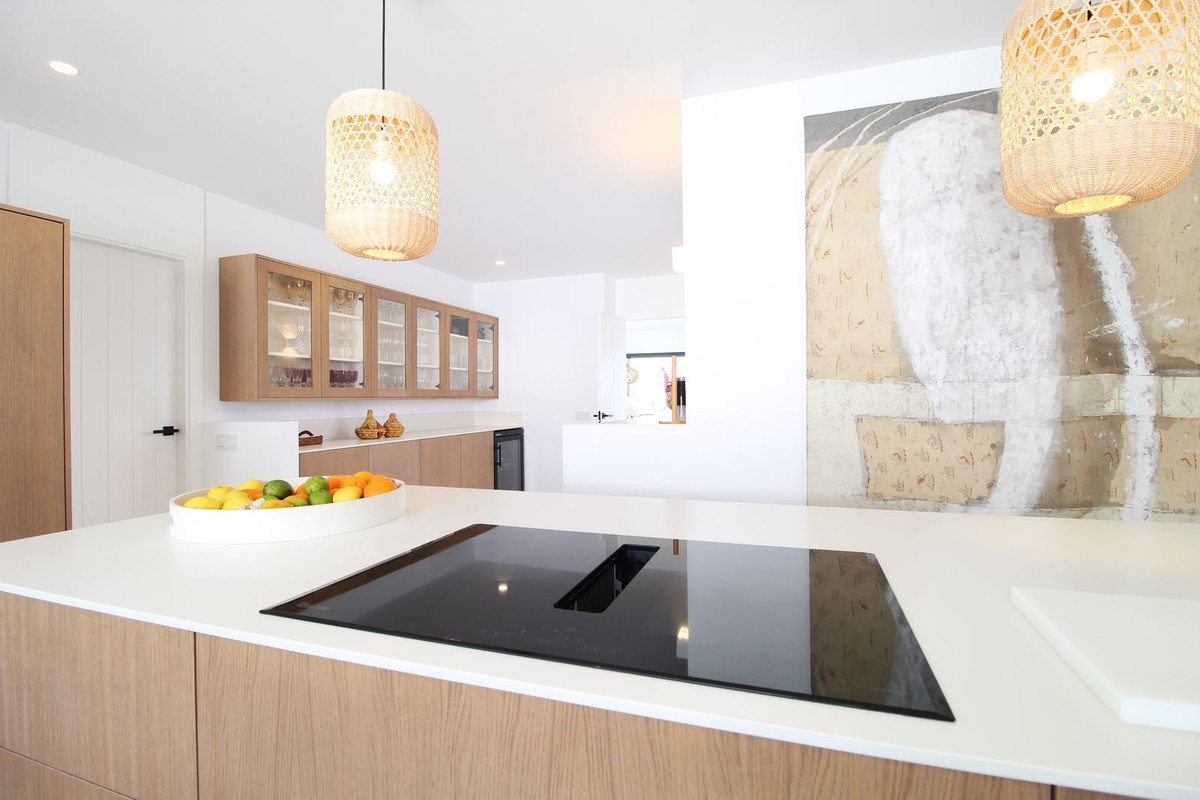 Huis te koop in Guadalmina Baja | 7 slaapkamers H5352334