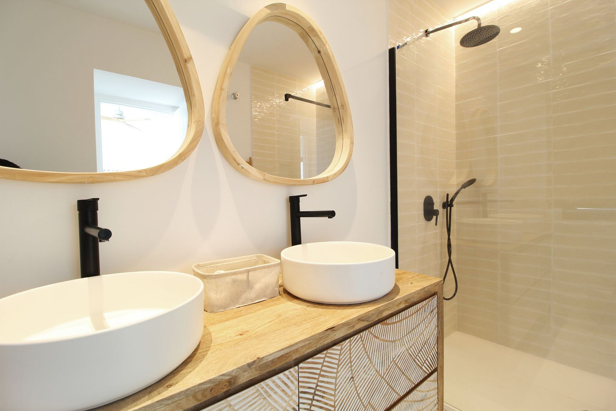 Huis te koop in Guadalmina Baja | 7 slaapkamers H5352334