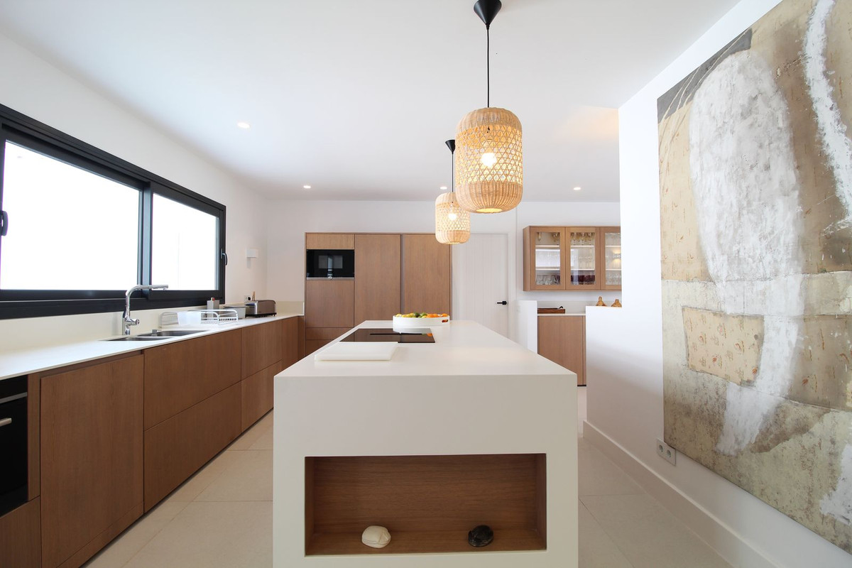 Huis te koop in Guadalmina Baja | 7 slaapkamers H5352334