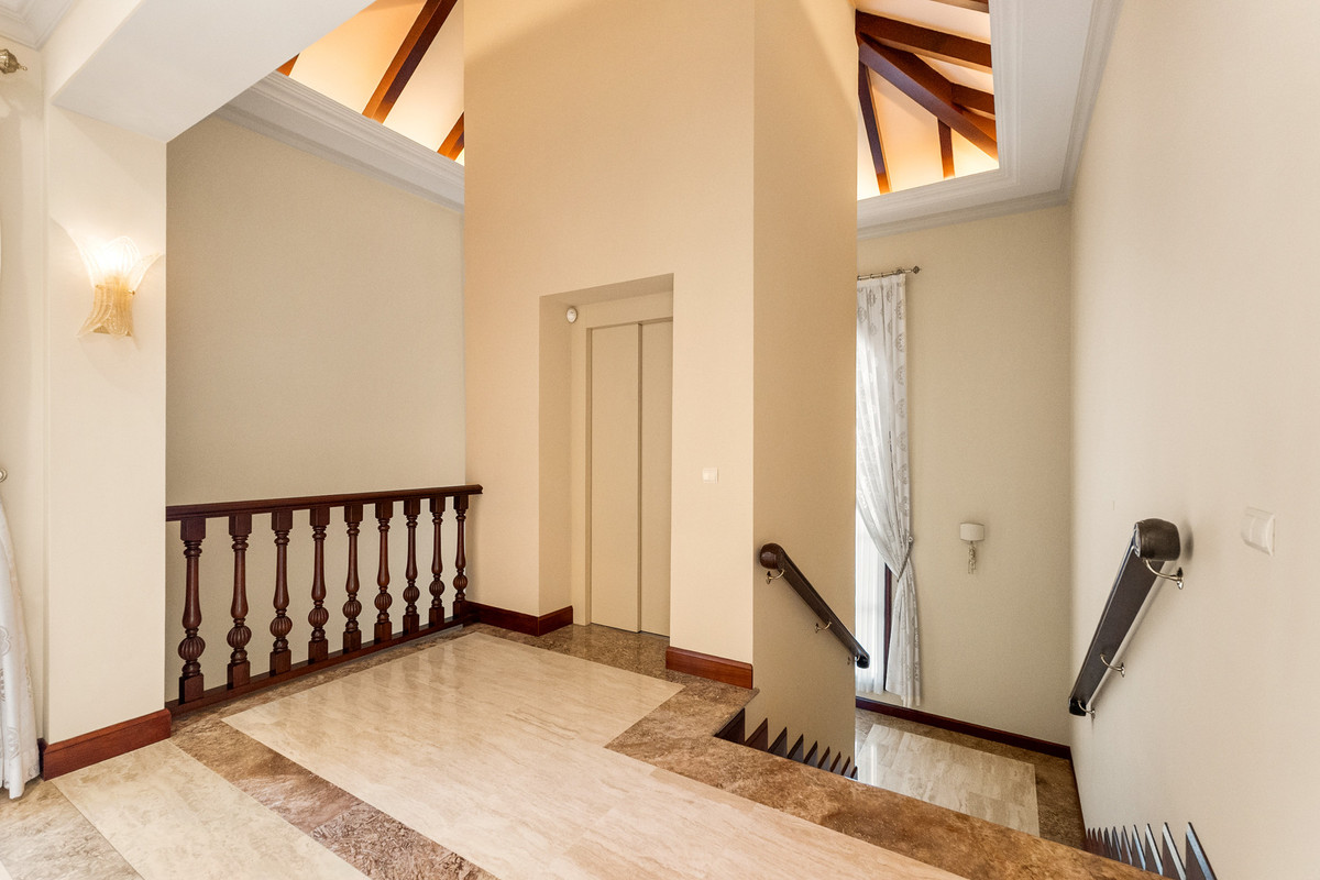 Huis te koop in Guadalmina Baja | 8 slaapkamers H5368981