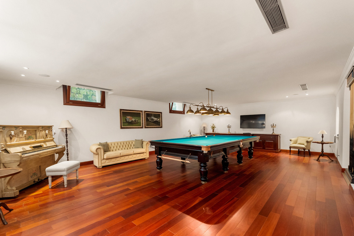 Huis te koop in Guadalmina Baja | 8 slaapkamers H5368981