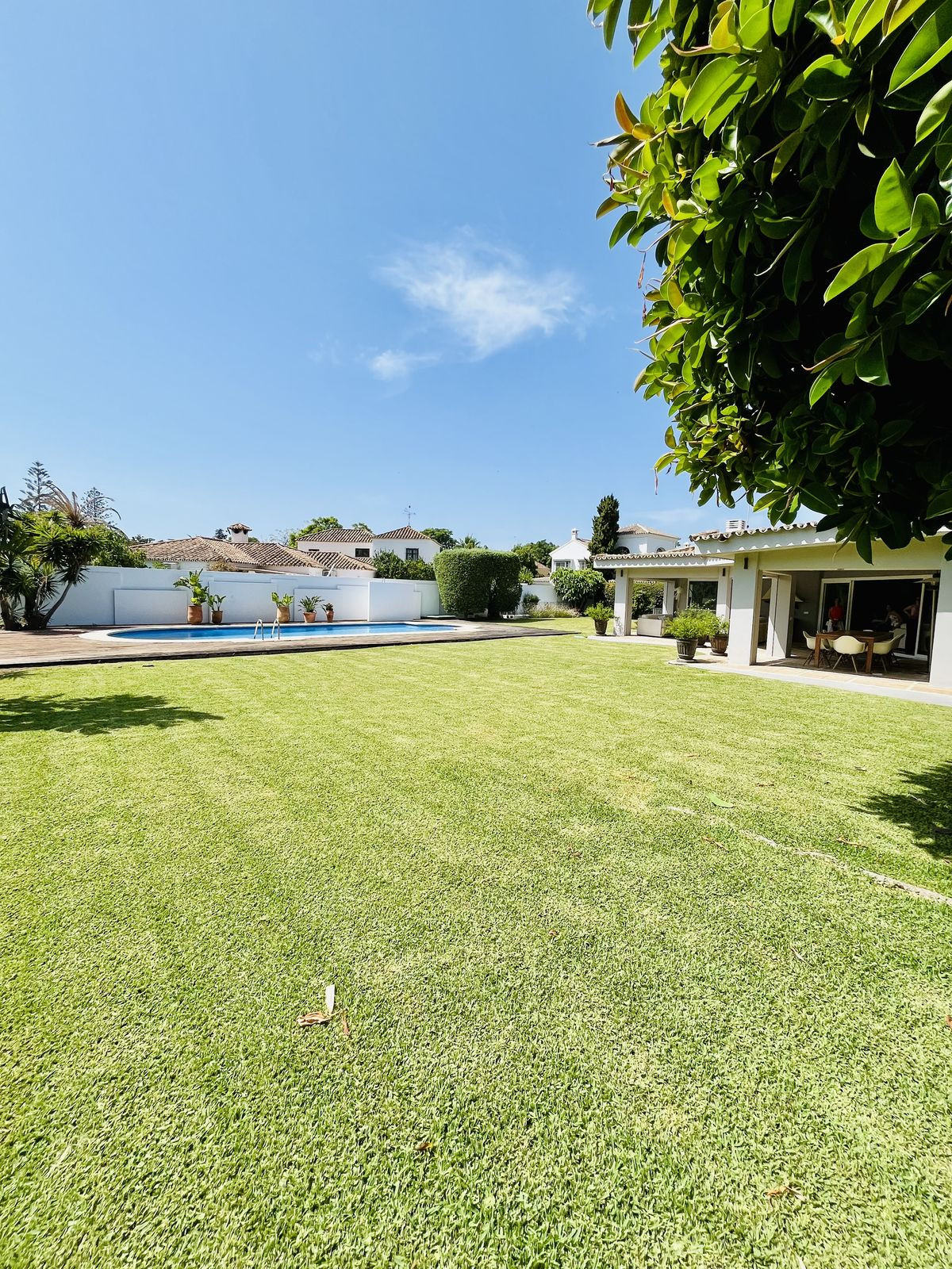 Huis te koop in Guadalmina Baja | 5 slaapkamers H5382502
