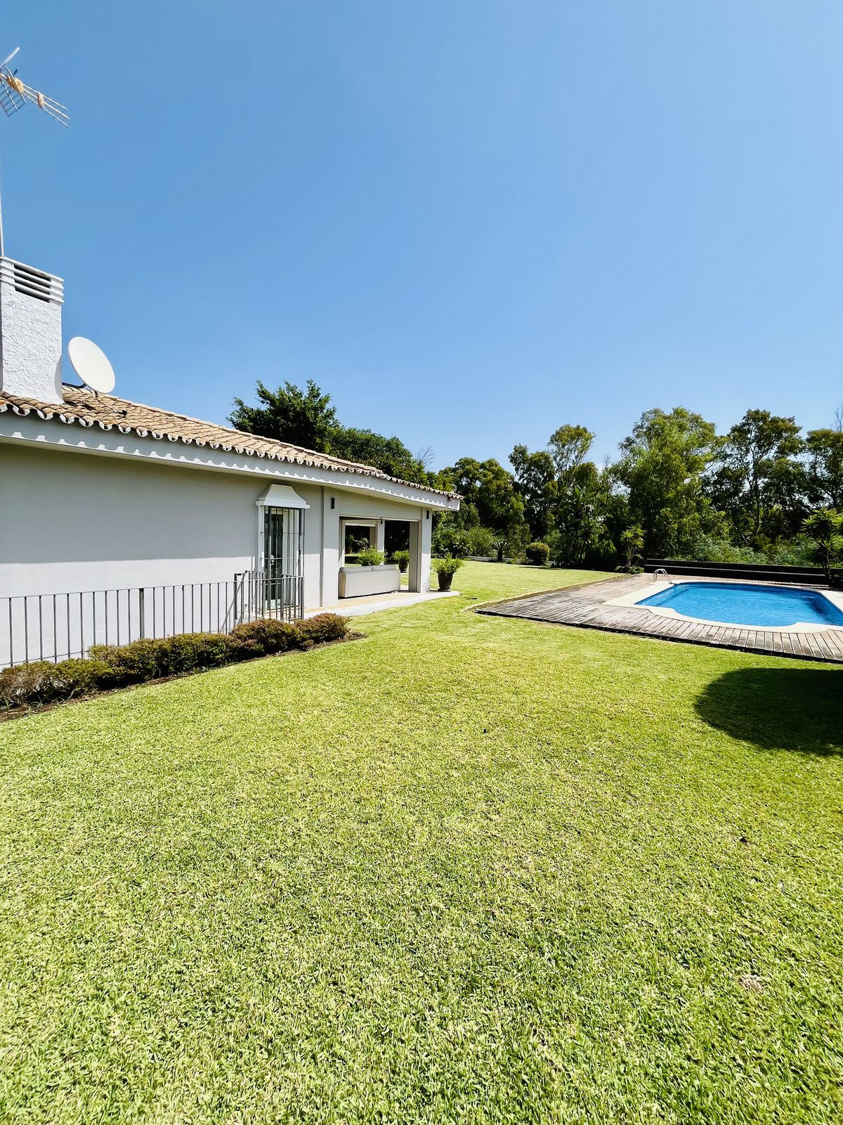 Huis te koop in Guadalmina Baja | 5 slaapkamers H5382502