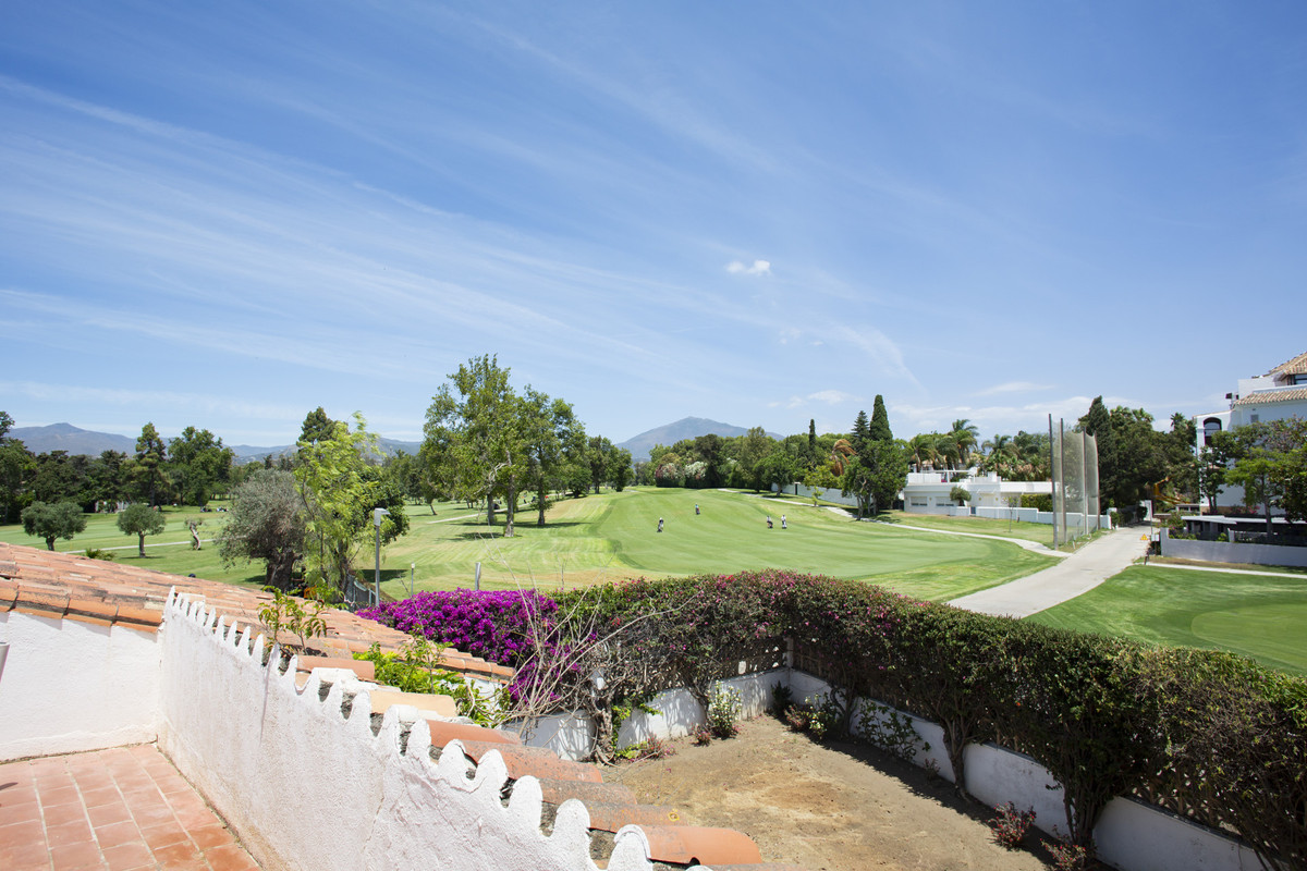 Appartement te koop in Guadalmina Baja | 4 slaapkamers H5427415
