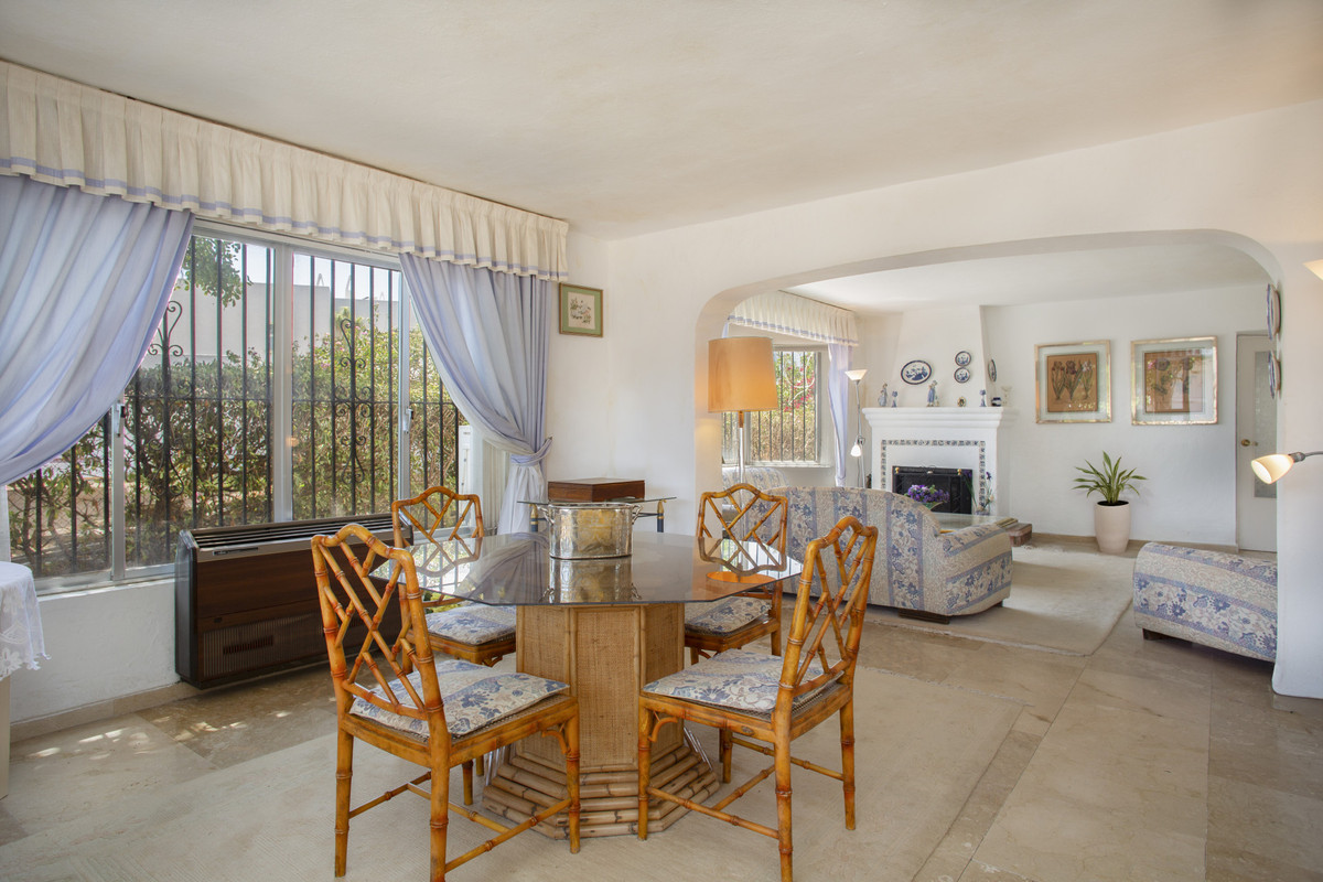 Appartement te koop in Guadalmina Baja | 4 slaapkamers H5427415
