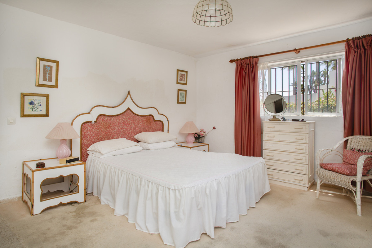 Appartement te koop in Guadalmina Baja | 4 slaapkamers H5427415