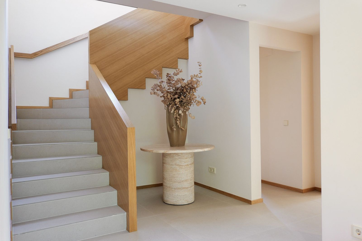 Huis te koop in Guadalmina Baja | 4 slaapkamers H5516842