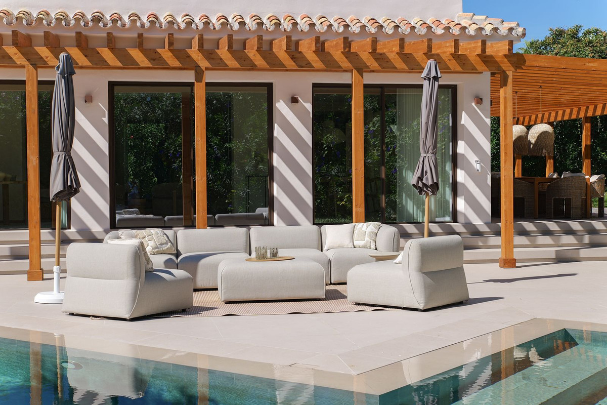 Huis te koop in Guadalmina Baja | 4 slaapkamers H5516842