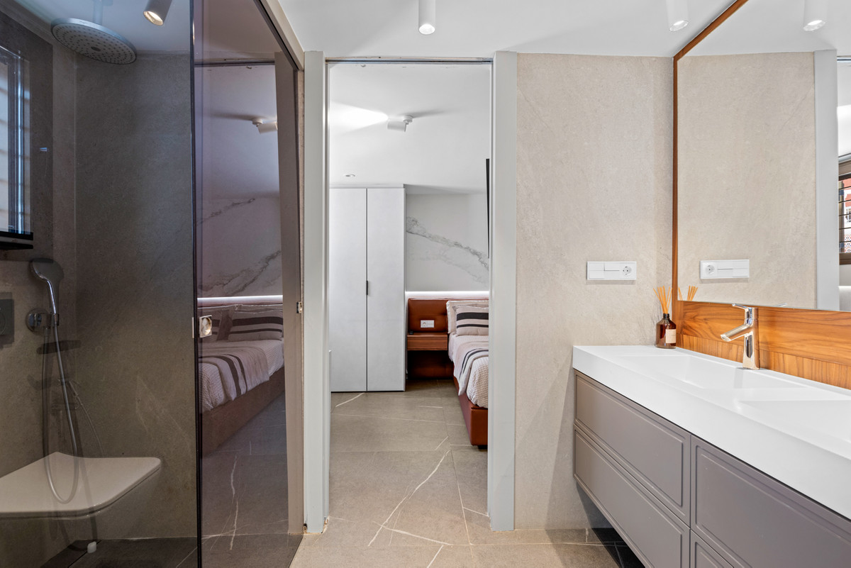 Property main view 33