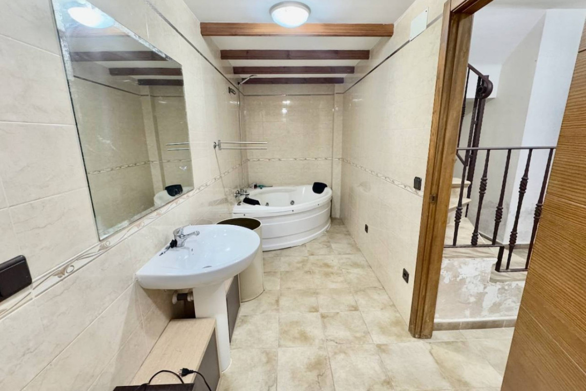 Huis te koop in Guardamar del Segura | 5 slaapkamers H5307250