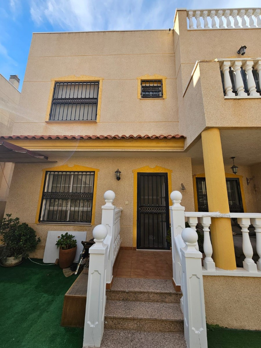 Huis te koop in Guardamar del Segura | 4 slaapkamers H5314783