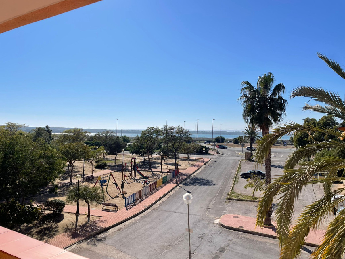 Appartement te koop in Guardamar del Segura | 2 slaapkamers H5394769