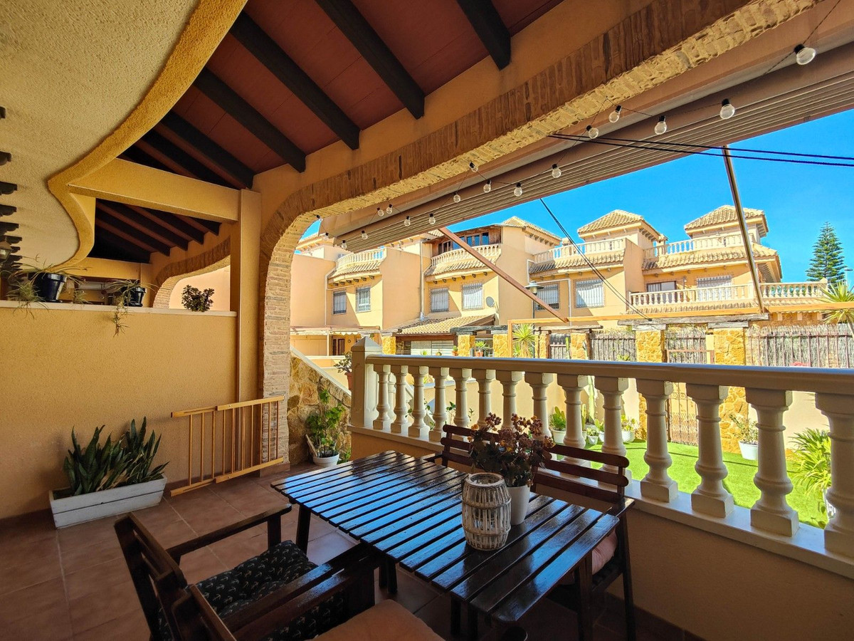 Huis te koop in Guardamar del Segura | 4 slaapkamers H5407258