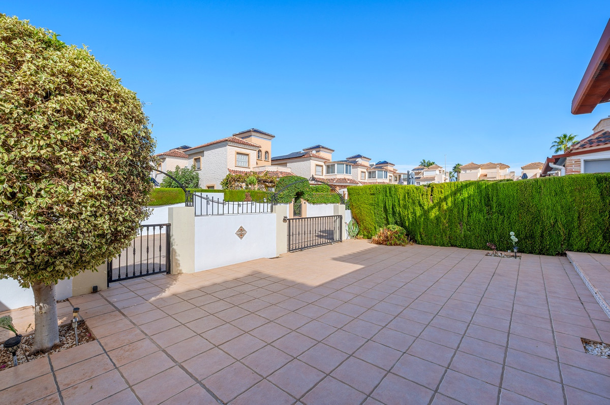 Huis te koop in Guardamar del Segura | 3 slaapkamers H5484673