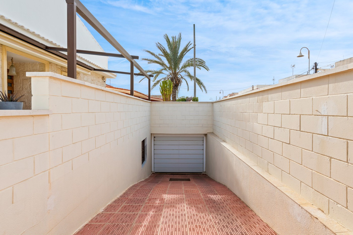 Huis te koop in Guardamar del Segura | 4 slaapkamers H5517139