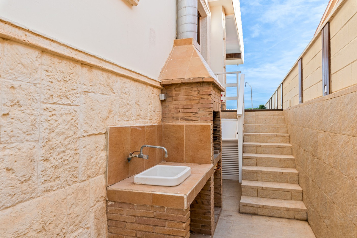Huis te koop in Guardamar del Segura | 4 slaapkamers H5517139