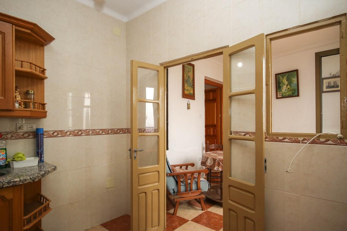 Geschakelde Woning te koop in Guaro | 4 slaapkamers H3845677