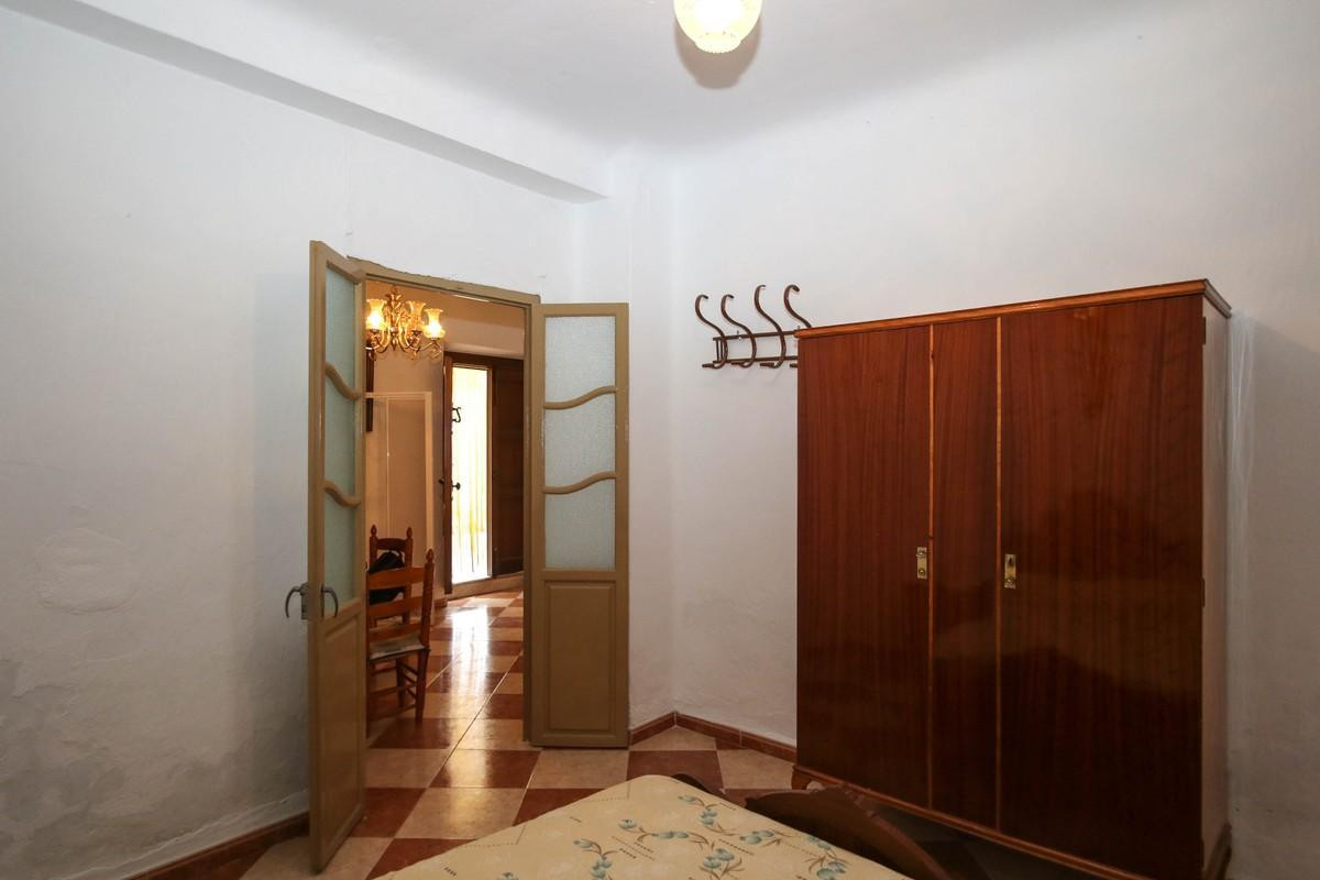 Geschakelde Woning te koop in Guaro | 4 slaapkamers H3845677