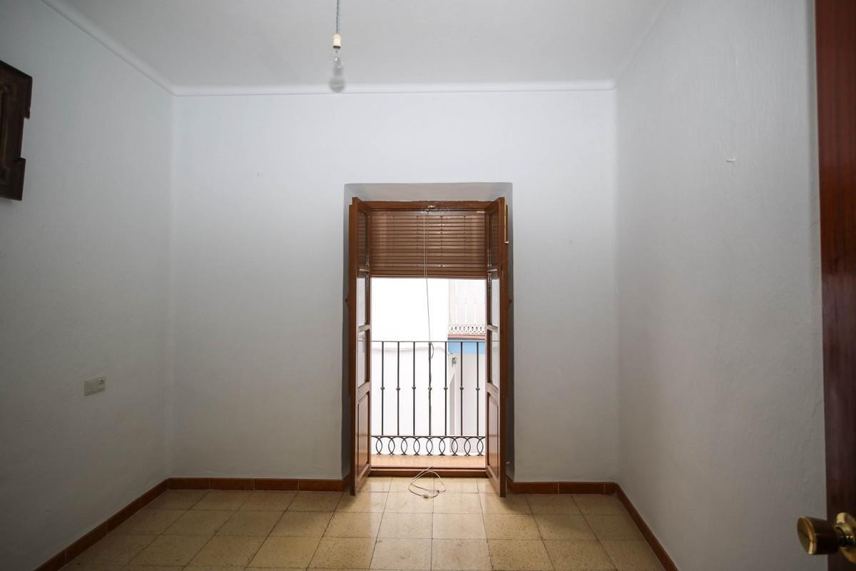 Geschakelde Woning te koop in Guaro | 4 slaapkamers H3845677