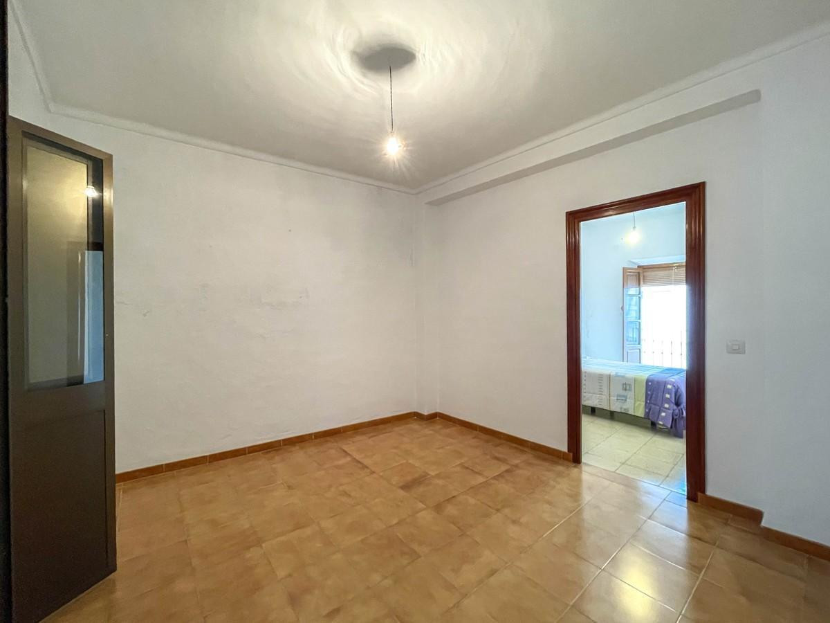 Geschakelde Woning te koop in Guaro | 4 slaapkamers H3845677