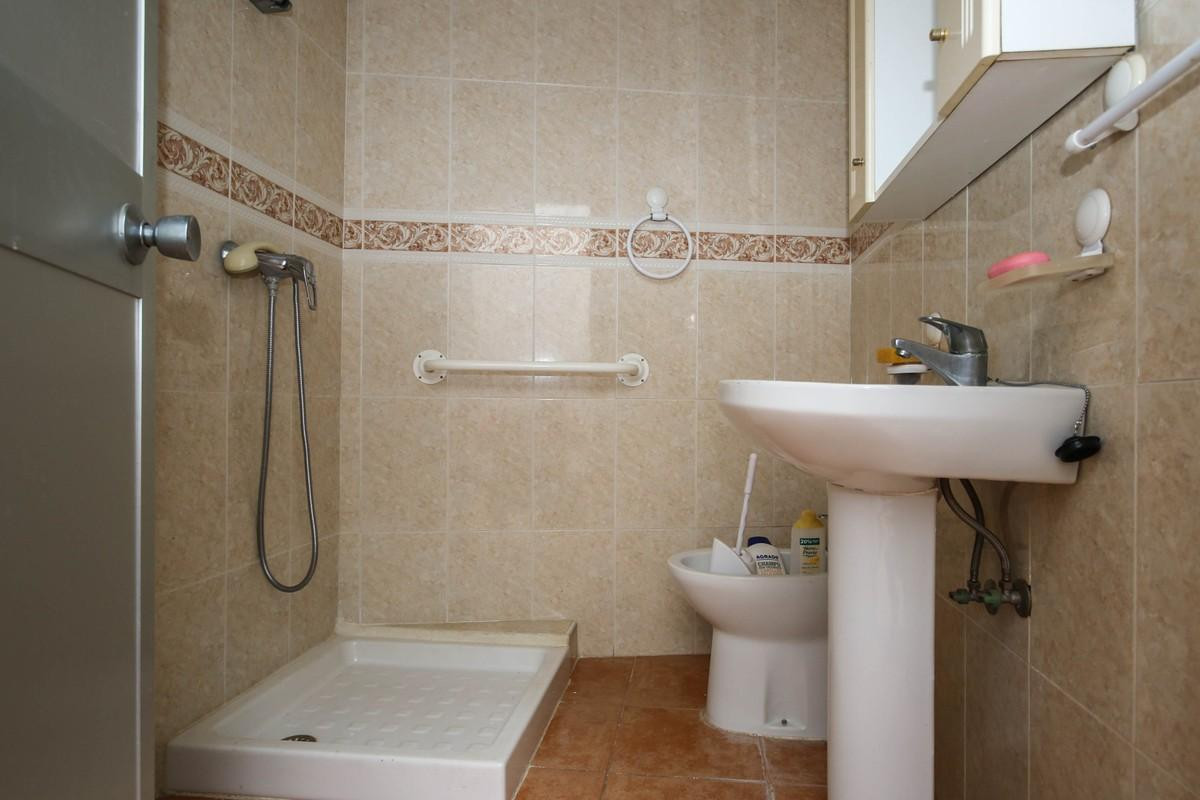 Geschakelde Woning te koop in Guaro | 4 slaapkamers H3845677