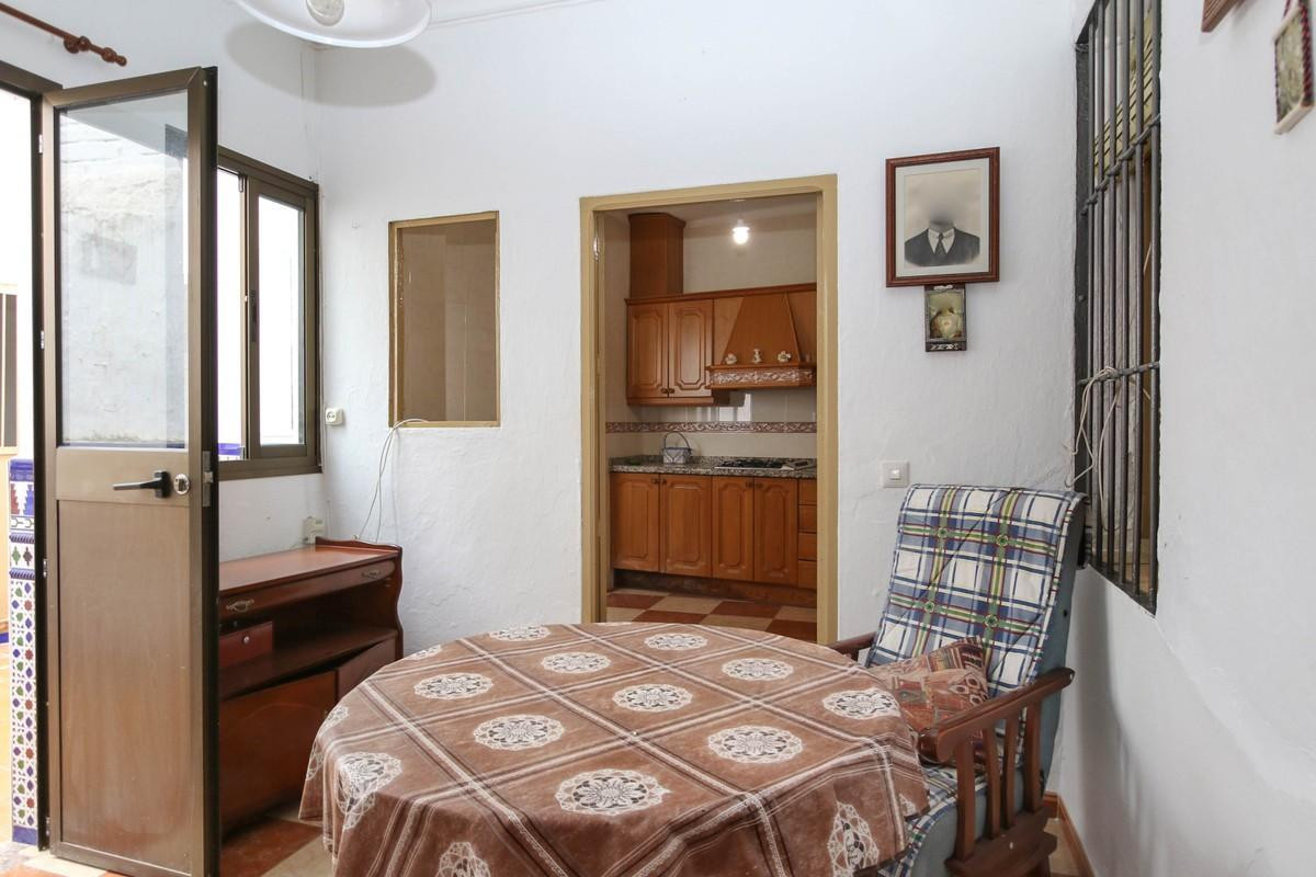 Geschakelde Woning te koop in Guaro | 4 slaapkamers H3845677