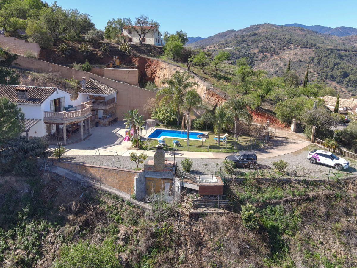 Property main view 44