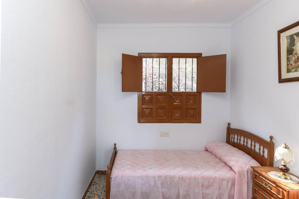 Finca - Cortijo in Guaro-12